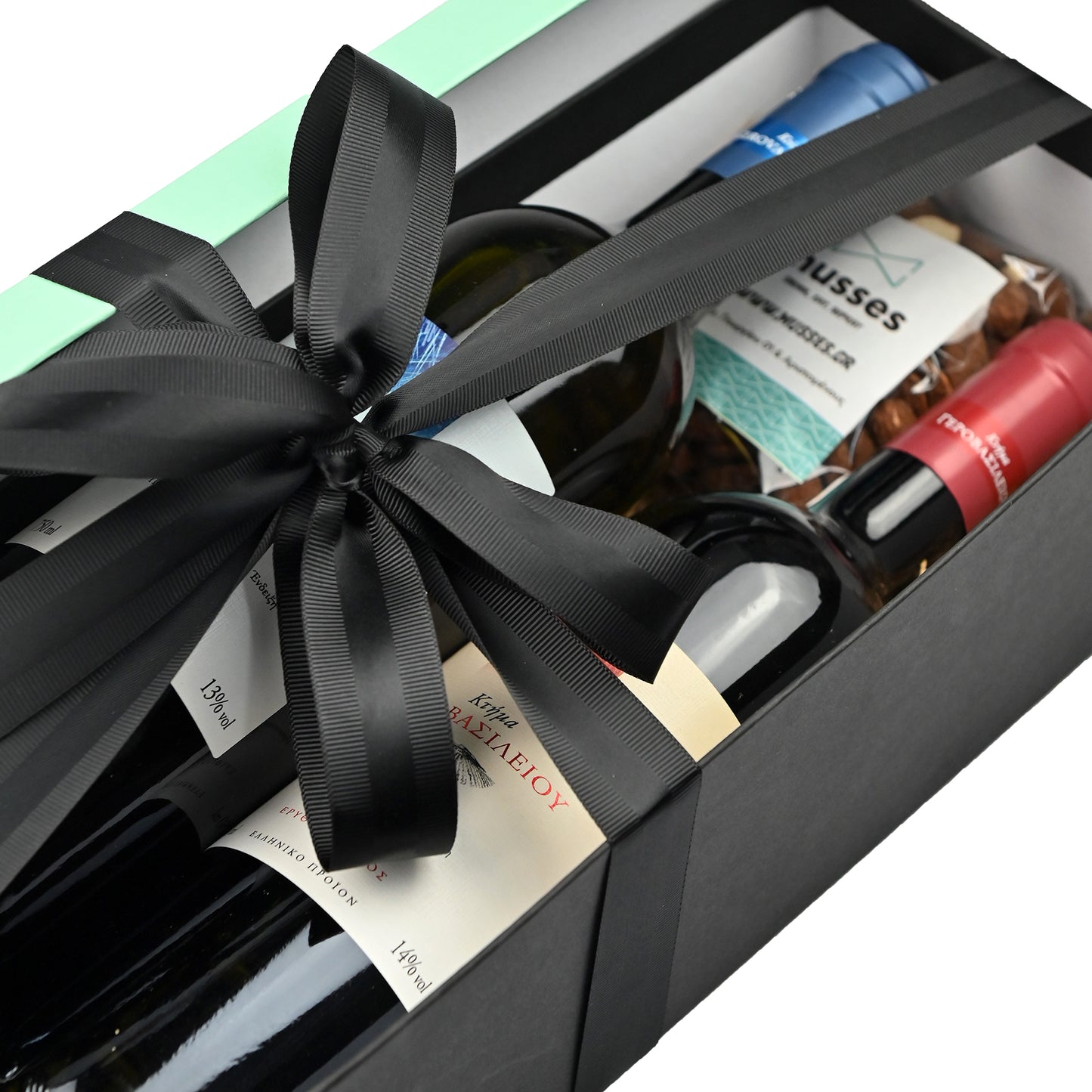 GIFT PACKAGE WITH CHAZIMEICHALI WINE AND CHOCOLATES