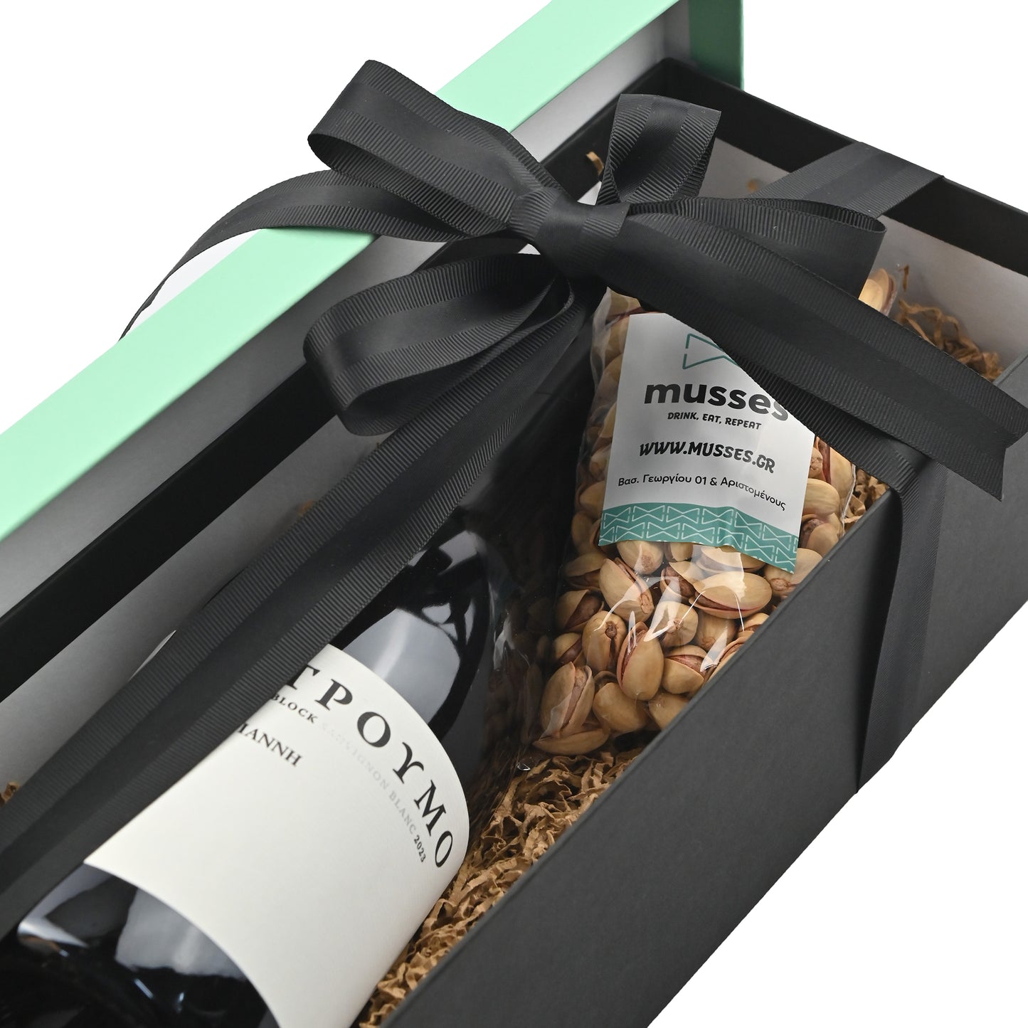 GIFT PACKAGE WITH ALPHA ESTATE WINES