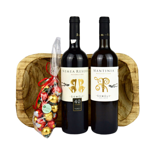 WOODEN PLATE WITH 2 SEMELI WINES &amp; CHRISTMAS CHOCOLATES